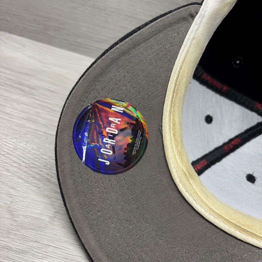 RARE Converse Dwyane Wade Snapback Hat Vintage Black Red Jordan Tag Size M - Picture 9 of 11